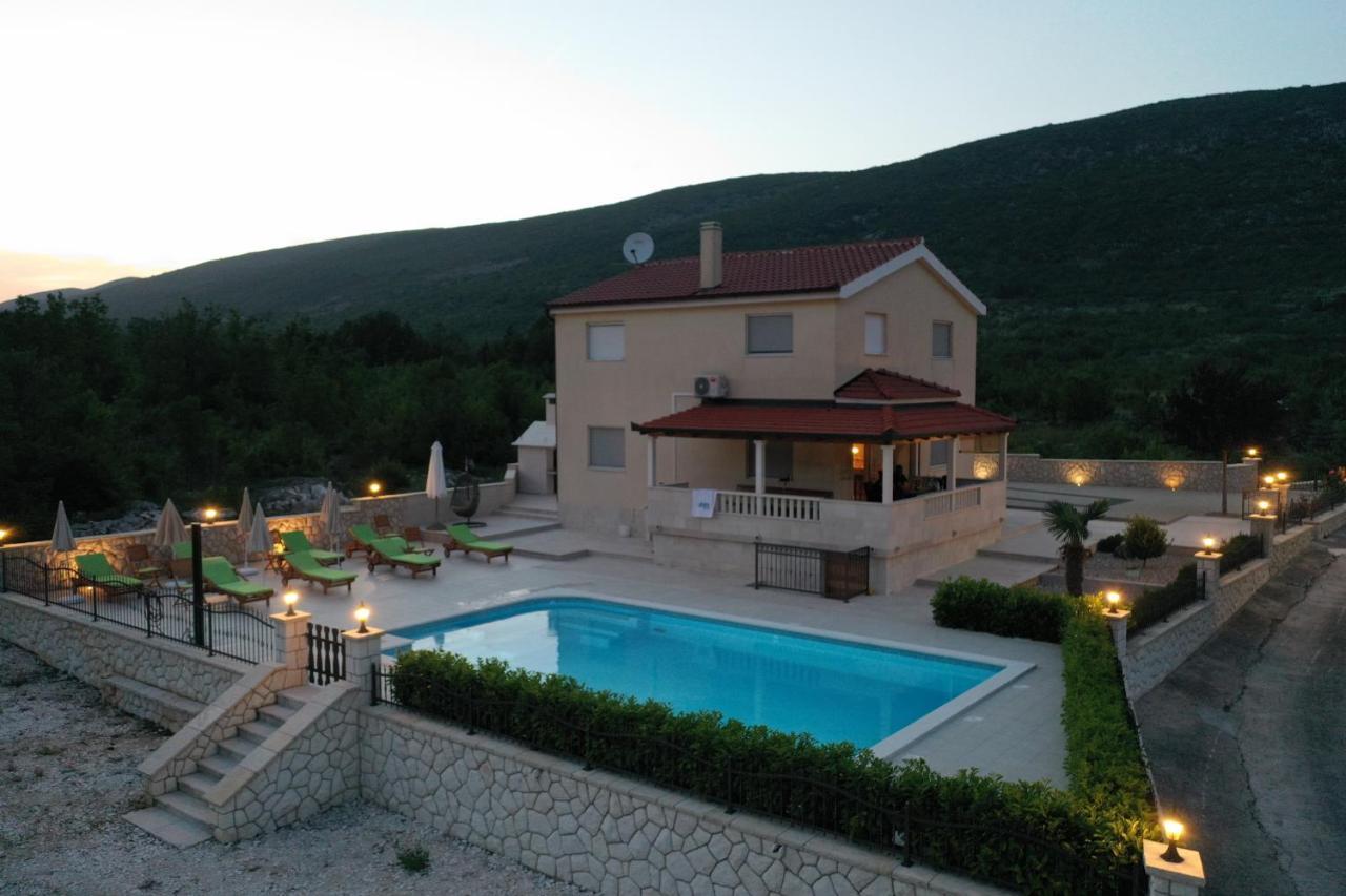 Villa Secret Beauty With Saltwater Pool Imotski Exterior foto
