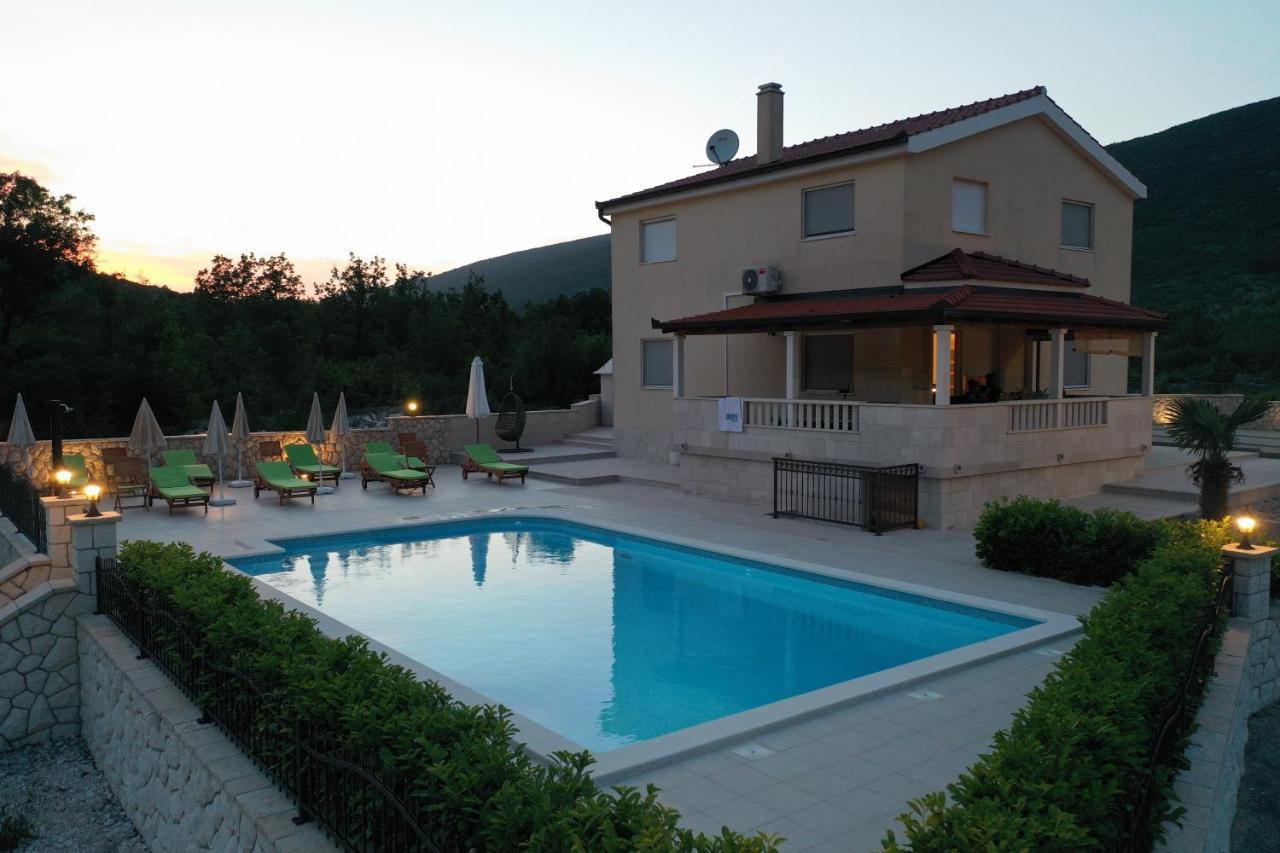 Villa Secret Beauty With Saltwater Pool Imotski Exterior foto